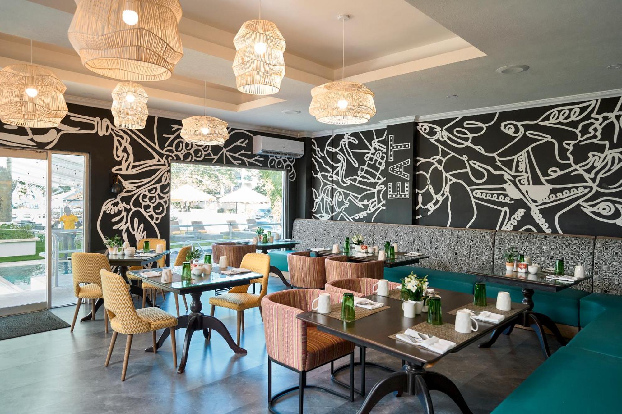 The Rockley By Ocean Hotels - Breakfast Included บริดจ์ทาวน์ ภายนอก รูปภาพ