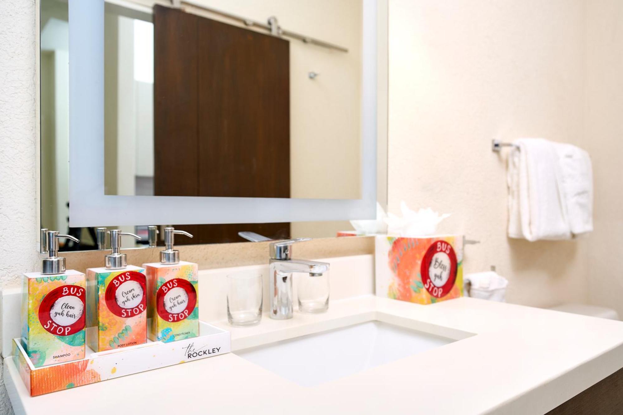 The Rockley By Ocean Hotels - Breakfast Included บริดจ์ทาวน์ ภายนอก รูปภาพ