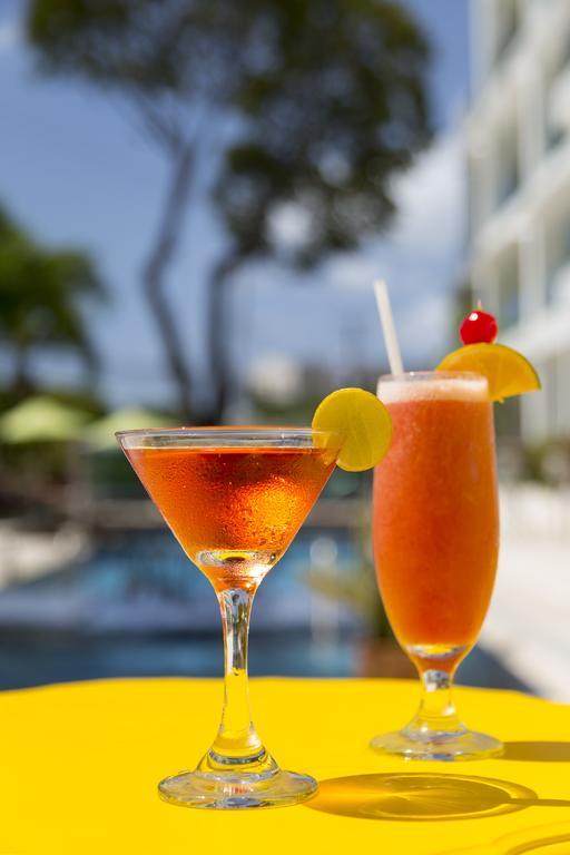The Rockley By Ocean Hotels - Breakfast Included บริดจ์ทาวน์ ภายนอก รูปภาพ